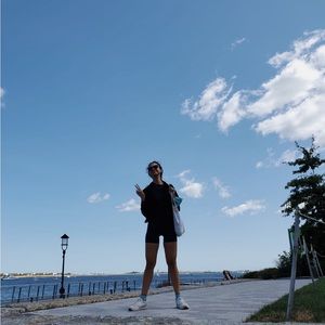 Meet your Posher, Evie